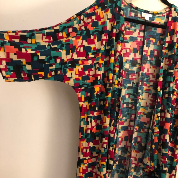 LuLaRoe small Lindsay - Picture 3 of 3